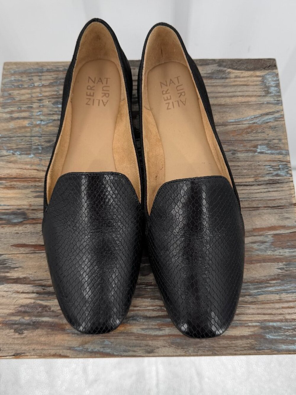Naturalizer Aliz Black Textured Leather Slip On Loafers Flats New Women’s 10W